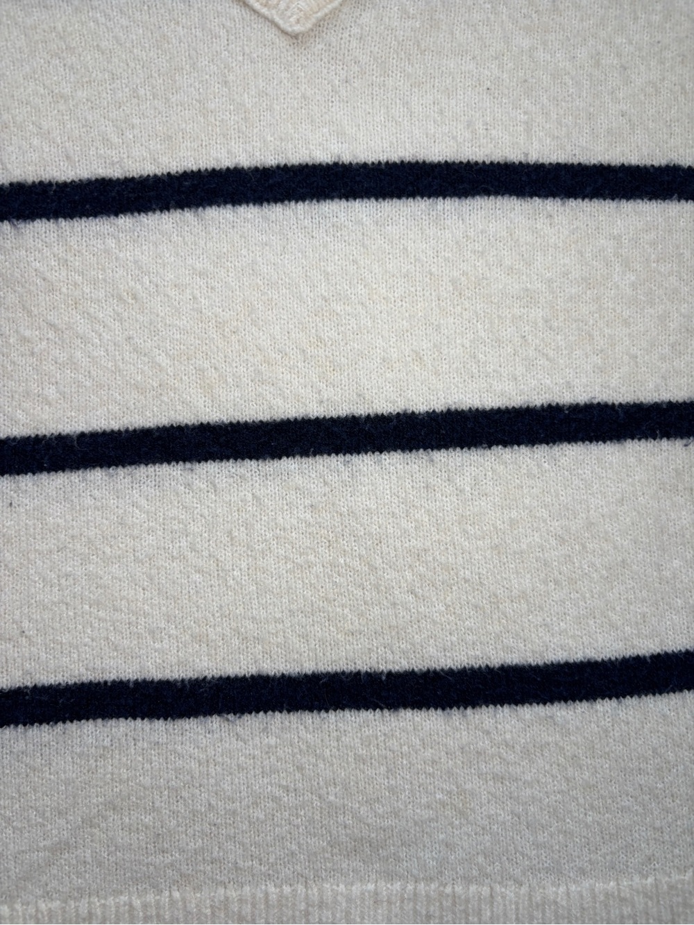 Aerie unREAL V-Neck Striped Sweater - Whit Navy Size Small - Picture 7 of 9